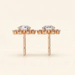 Load image into Gallery viewer, Boucles d'oreilles clous grappe de moissanite