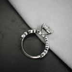 Load image into Gallery viewer, Elongated Cushion Moissanite Ring