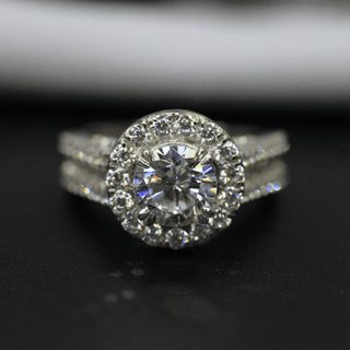 4.5 Ct Stylish Halo Moissanite Ring in White Gold