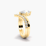 Load image into Gallery viewer, 1.20 Ct Pear Cut Curved Moissanite Bridal Set in White Gold