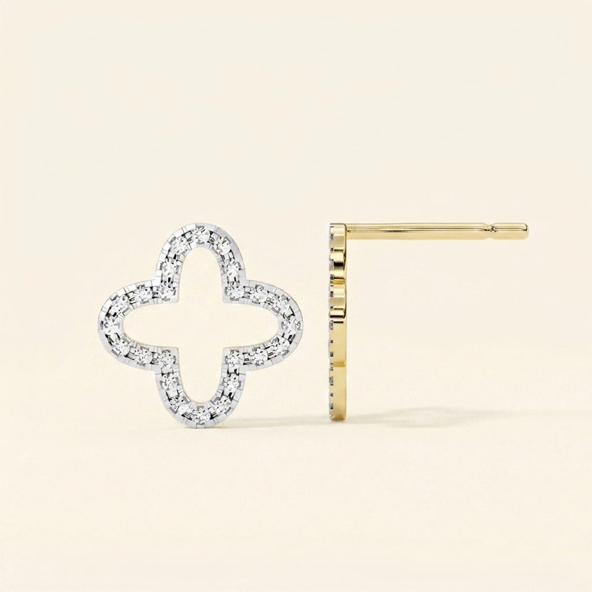 Boucles d'oreilles clou trèfle pleines
