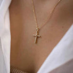 Load image into Gallery viewer, 0.75 Ct Round Cut Moissanite Cross Pendant in Yellow Gold for Women's