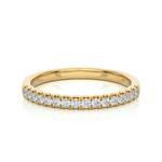 Load image into Gallery viewer, Scalloped pave Moissanite Ring yellow gold
