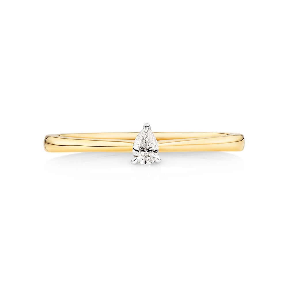 0.8 Carat Pear Shape Solitaire Moissanite Ring in Yellow Gold