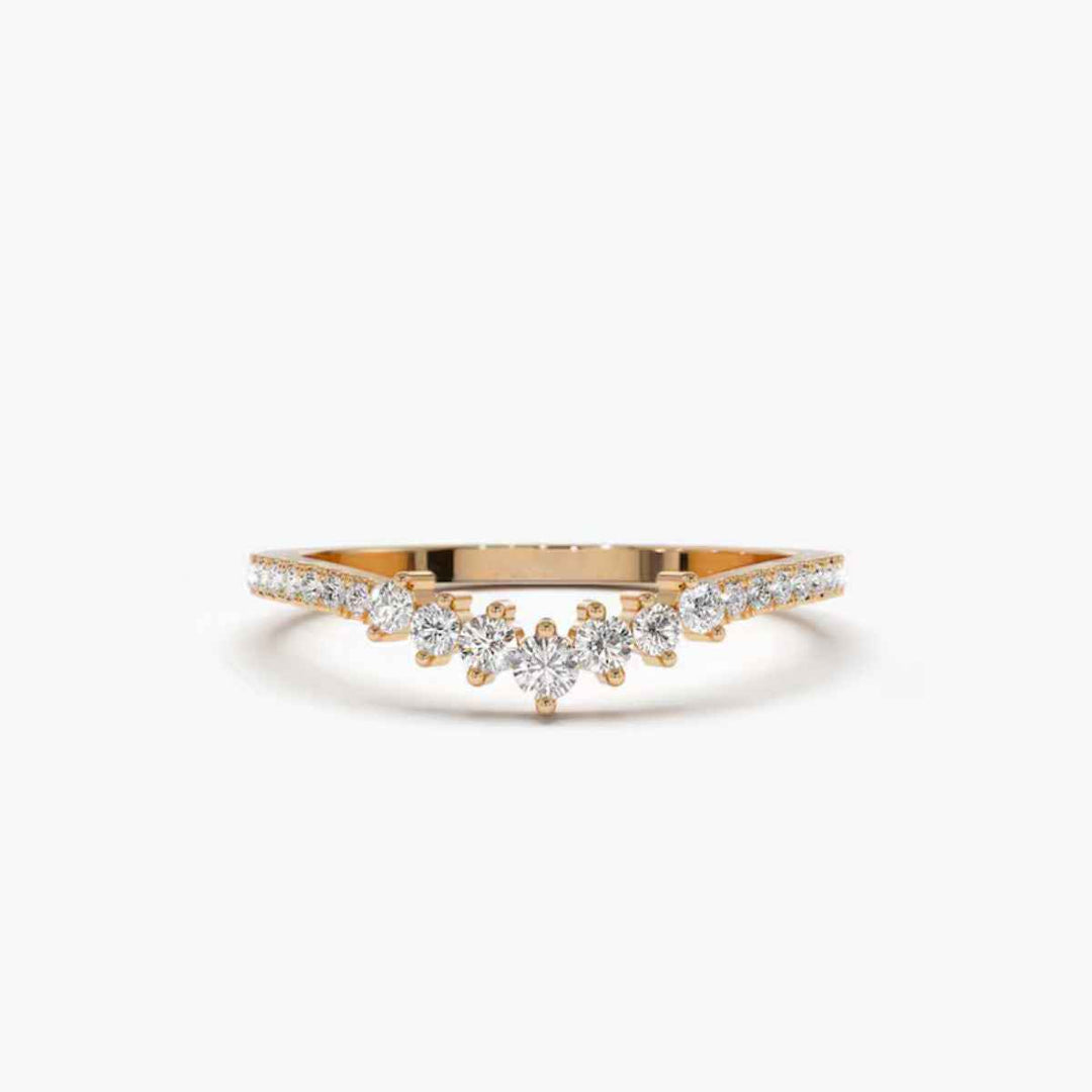 1 Carat Round Cut Moissanite Curved Ring In Yellow Gold