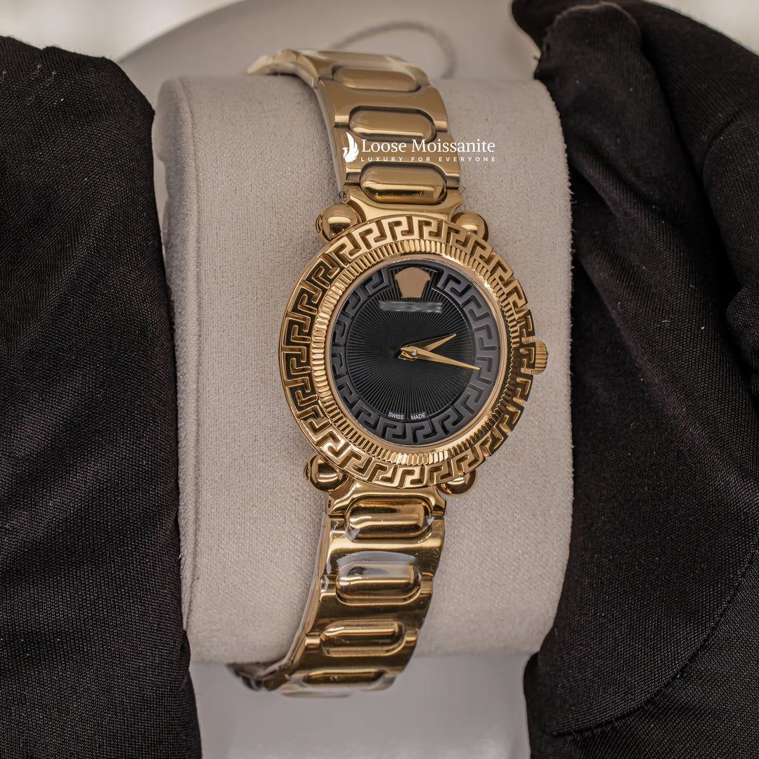 Side View Of Greca twist Black Dial Analogue watch for women
