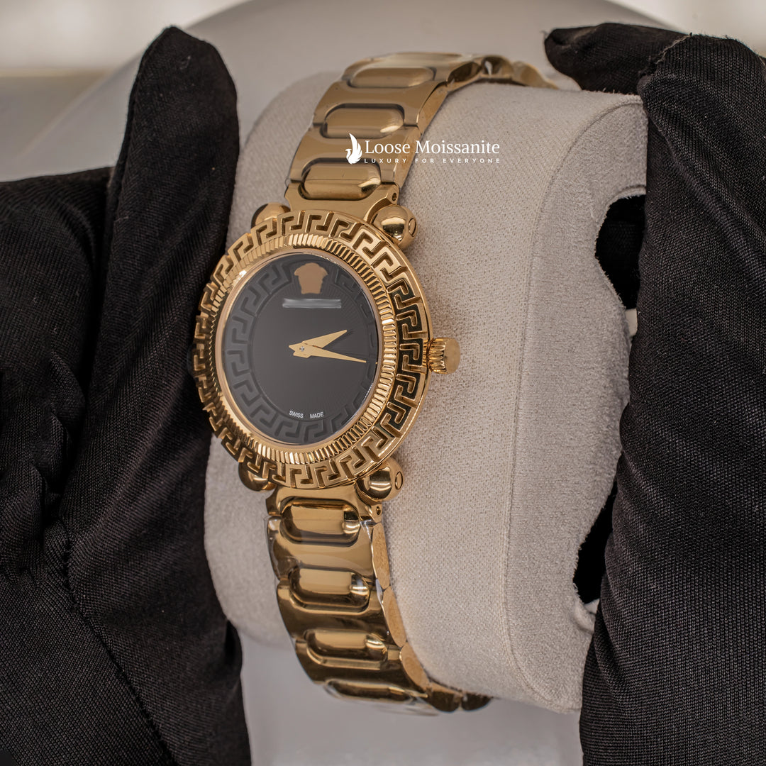 Side View Of Greca twist Black Dial Analogue watch for women