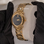 Load image into Gallery viewer, Side View Of Greca twist Black Dial Analogue watch for women
