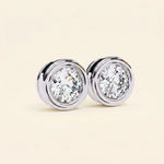 Load image into Gallery viewer, Round Solitaire Earrings
