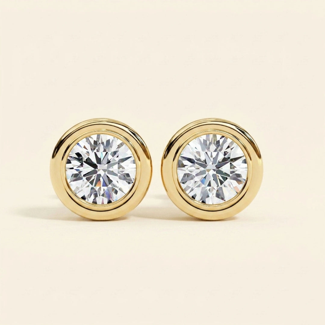 Round Solitaire Earrings