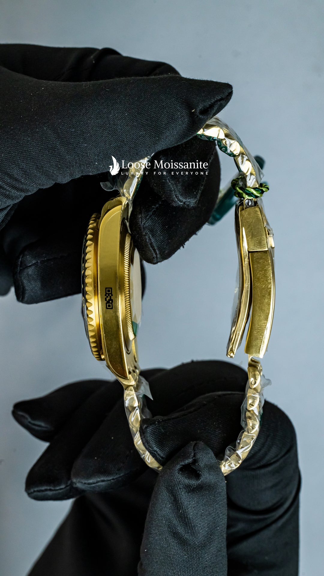 Side Angle View Of Oyster Perpetual DateJust Black Dial Plain Watch In Yellow Gold