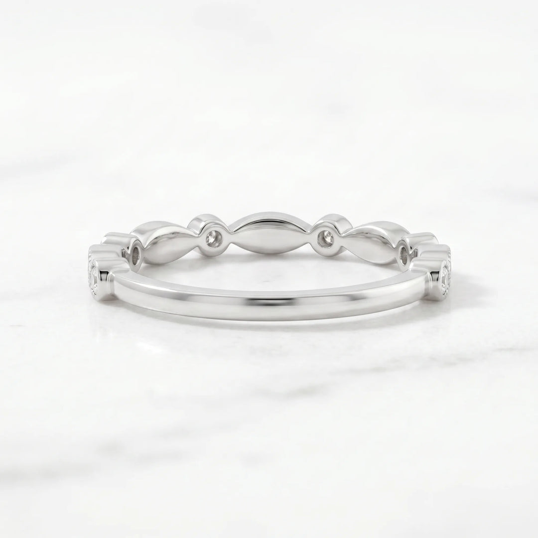 O.50 Carat Moissanite Wedding Band In Silver