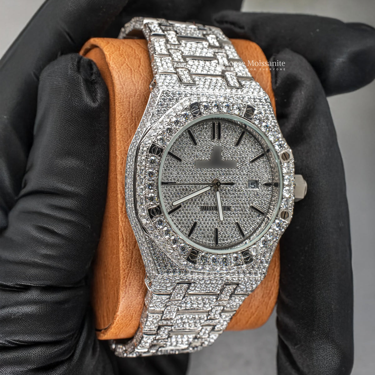 Side view of mens vvs moissanite ap watch