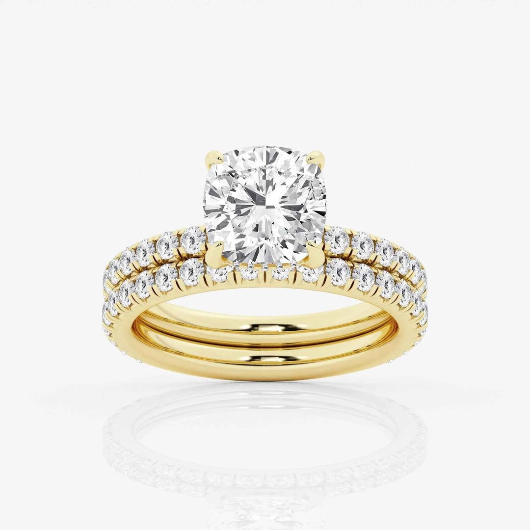 1.20 Carat Cushion Cut Moissanite Bridal Set Ring in Yellow Gold With Accent