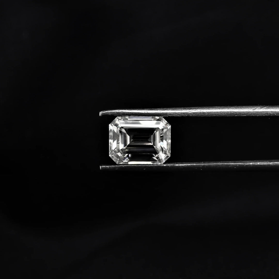 1 Carat Emerald Moissanite Stone