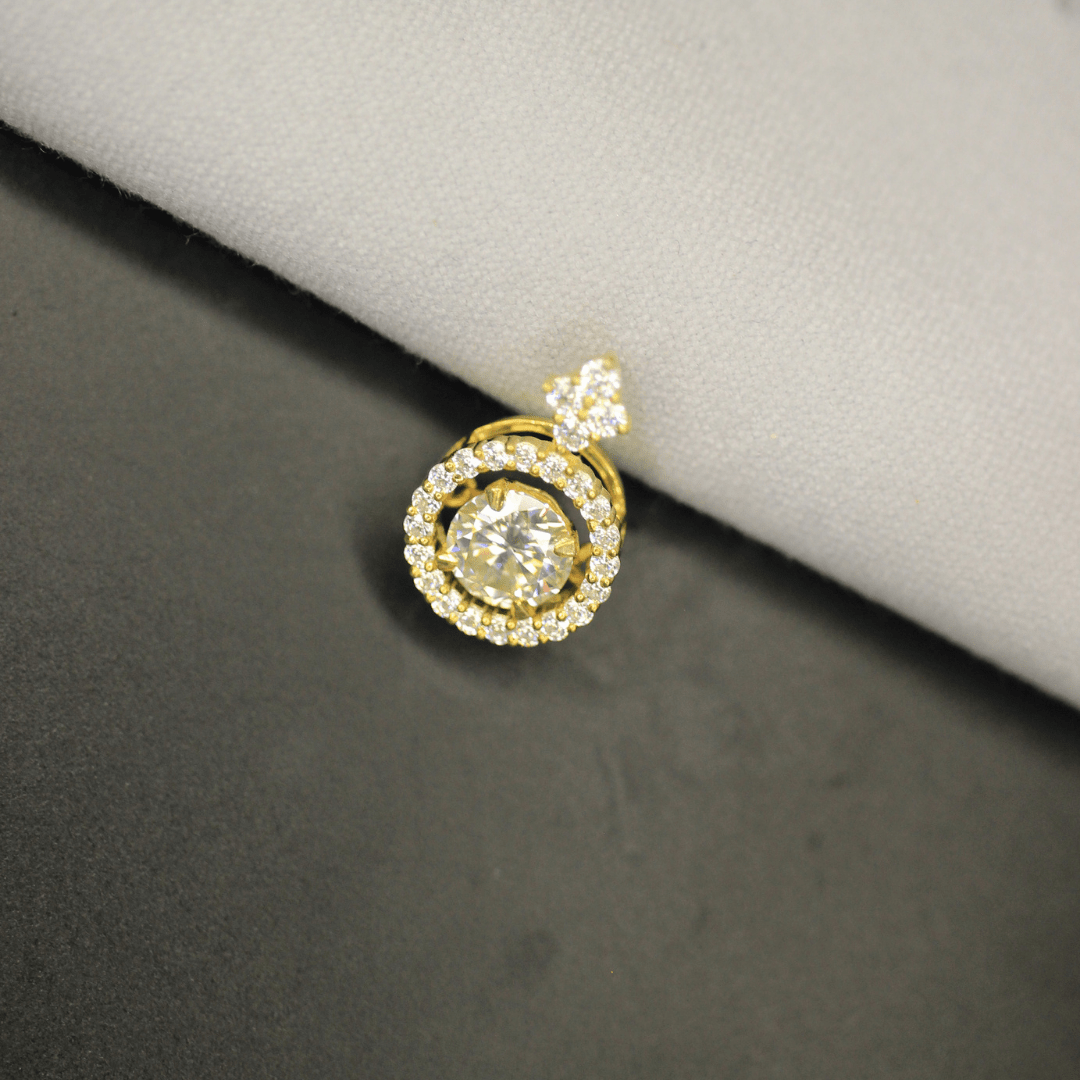 Moissanite halo pendant