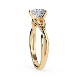 1 Carat Heart Cut Moissanite Twisted Ring in Rose Gold