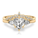 Load image into Gallery viewer, 2.50 Carat Heart Cut Three Stone Moissanite Bridal Set Ring in Rose Gold
