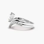Load image into Gallery viewer, 1.20 Carat Princess Shape Curved Moissanite Bridal Set Ring in Yellow Gold
