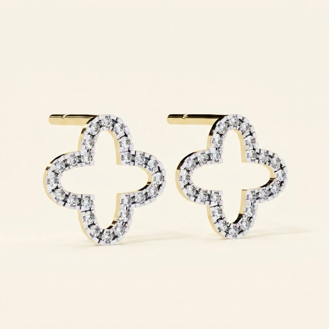 Clover Solid Stud Earrings