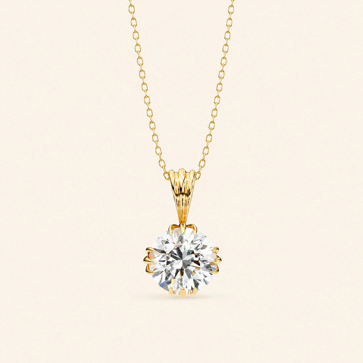 Round brilliant pendant