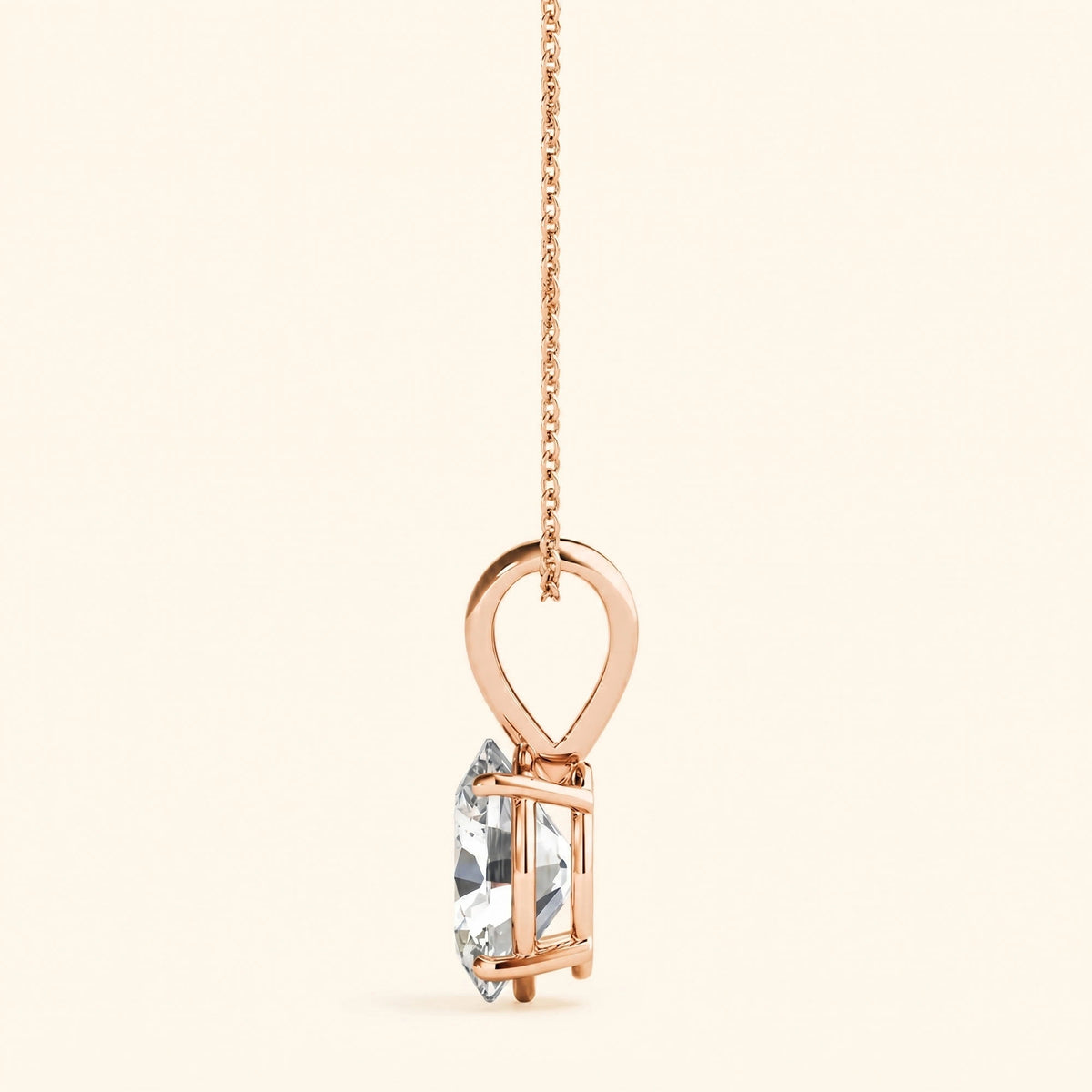 Oval shape necklace