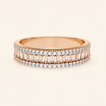 Load image into Gallery viewer, Front View Of Baguette Cut Wedding Band
