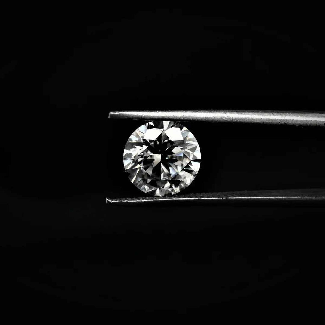 1 Carat Moissanite Stone