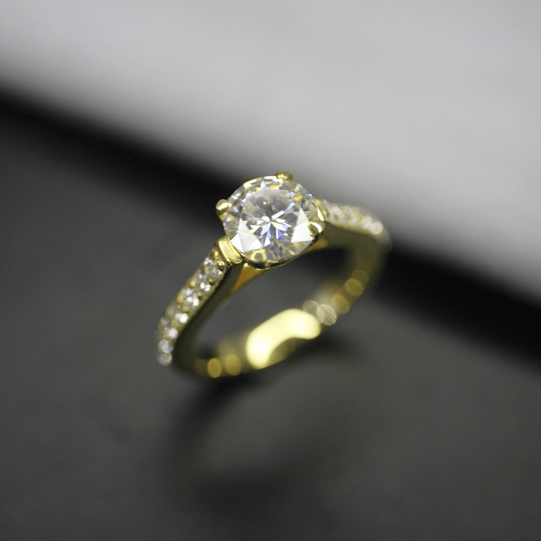 1.50 Ct Round Cut Moissanite Ring With Accent in Yellow Gold