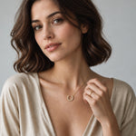 Load image into Gallery viewer, Horseshoe Necklace
