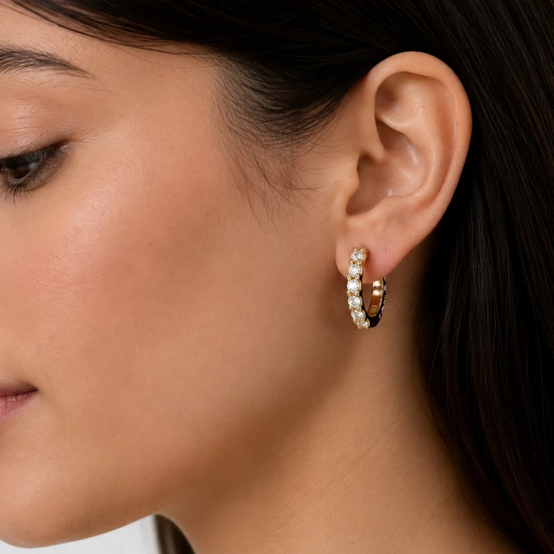 Classic huggie hoop earrings