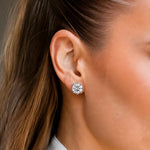 Load image into Gallery viewer, Boucles d'oreilles serties à griffes
