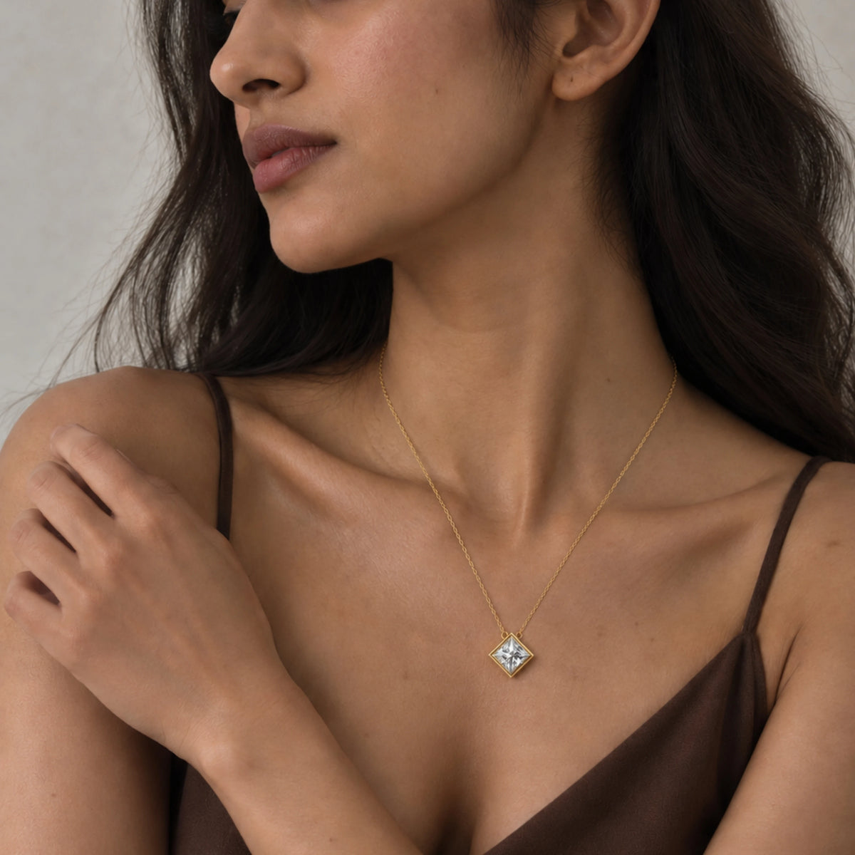Princess bezel necklace