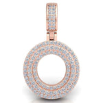 Load image into Gallery viewer, 3 Carat Round Shaped Moissanite Letter "O" Pendant in Yelllow Gold
