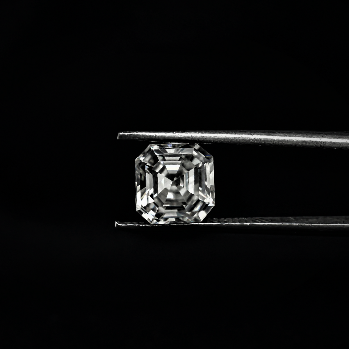 Asscher cut moissanite loose stone