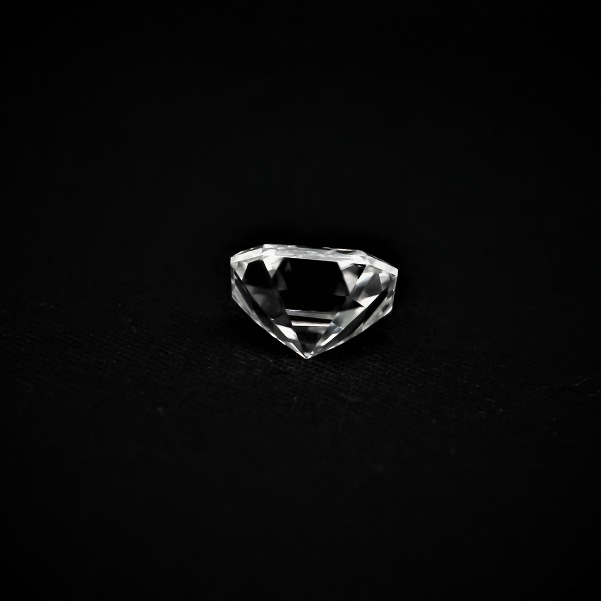 Asscher cut moissanite loose stone