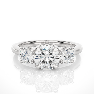 Center Claw Prong Round Stone Moissanite Ring silver