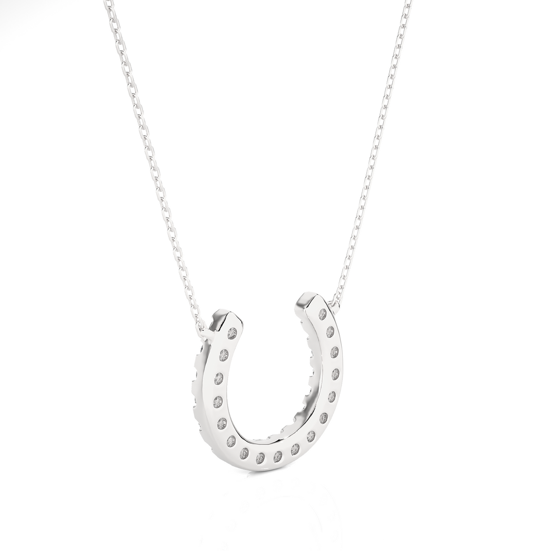 Round Stone with Horse Shoe Design Pendant silver