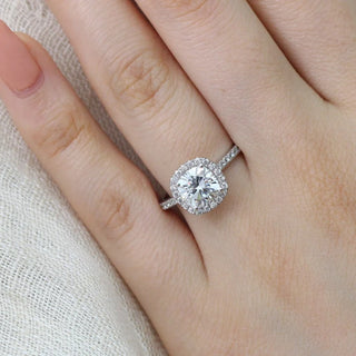 2.8ct Cushion Halo Moissanite Engagement Ring For Women